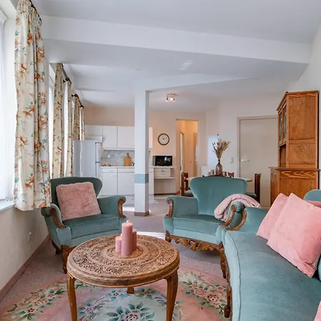 شقة Cosy At Walking Distance From The Beach